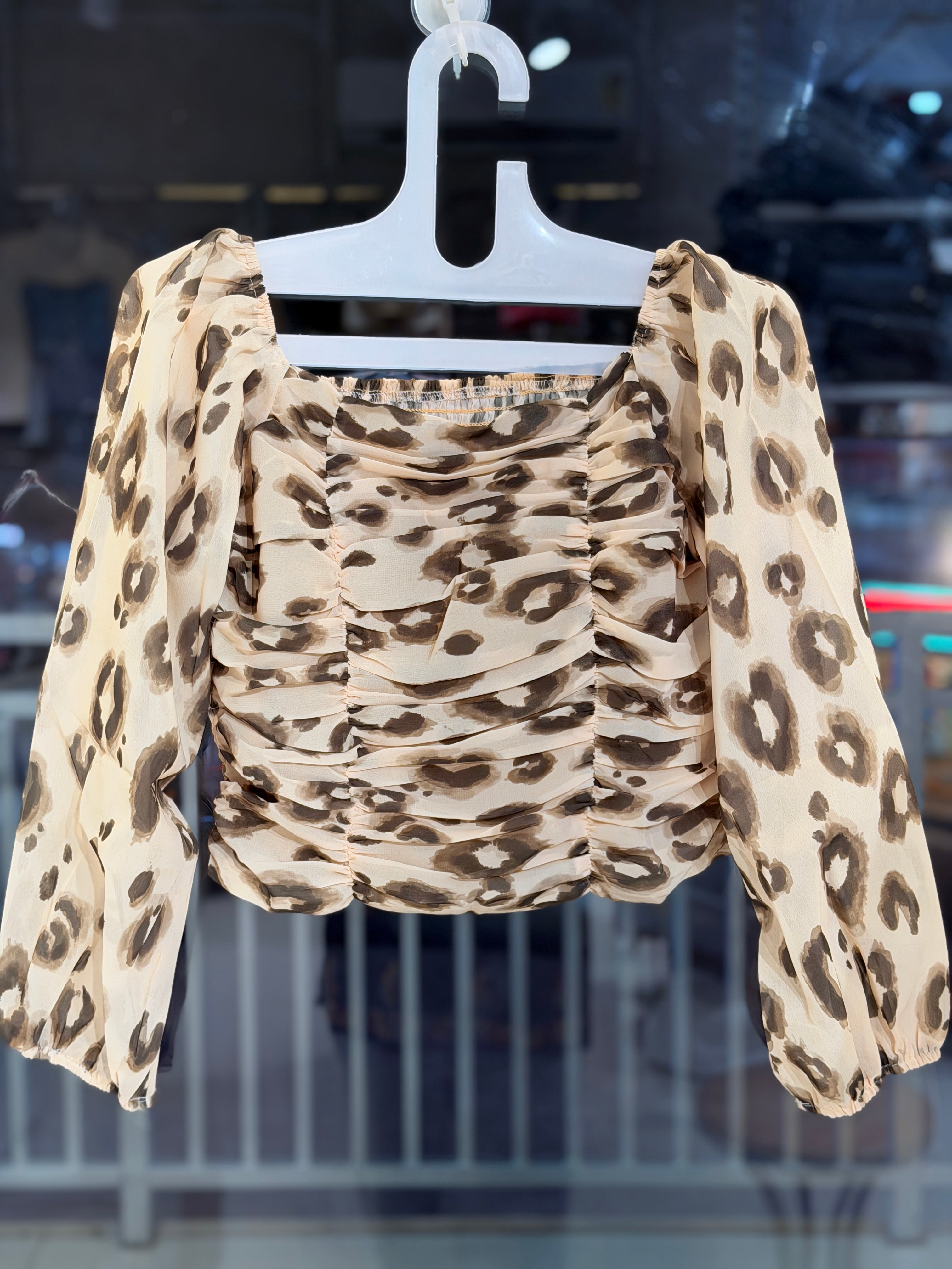 Crop top