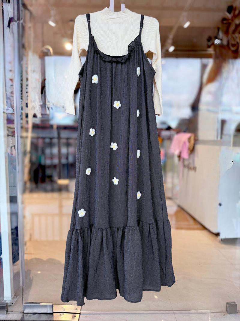 Crochet floral pinafore
