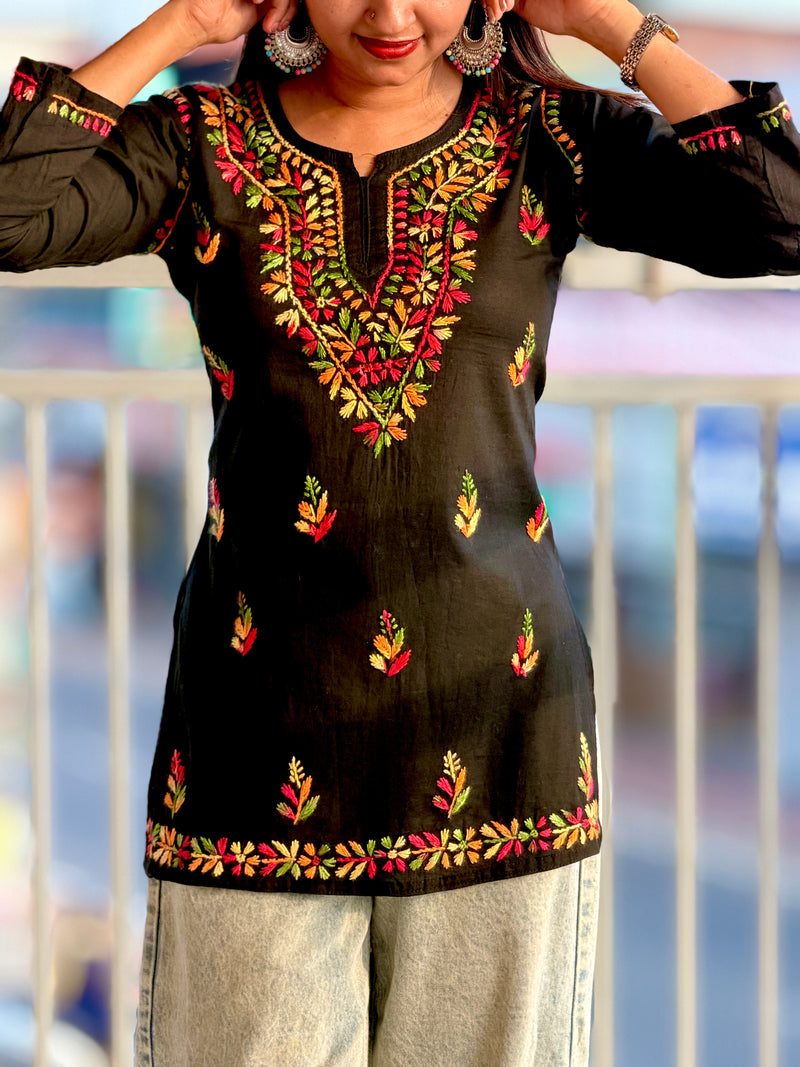 Chikan kari short kurthi