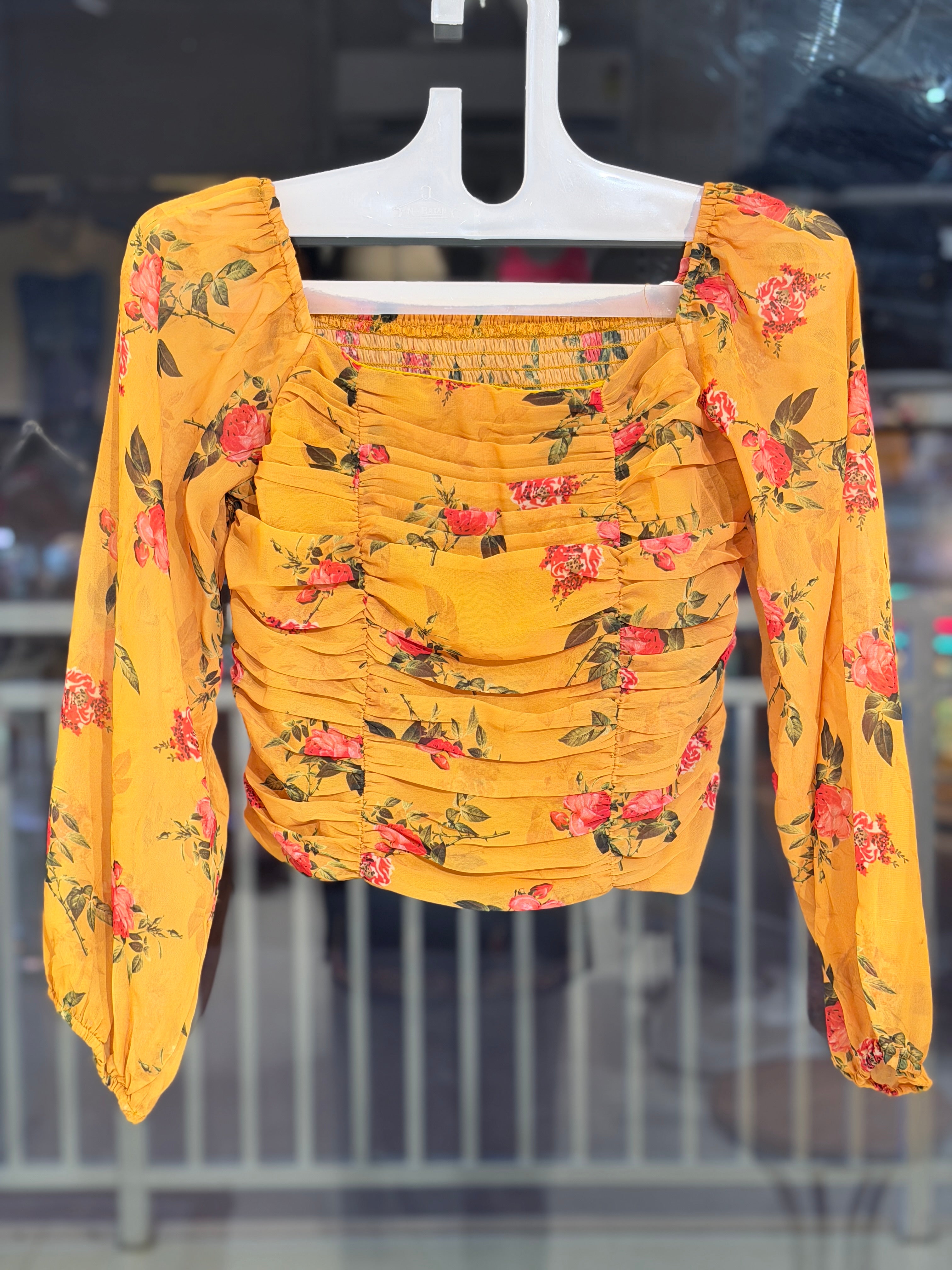 Crop top